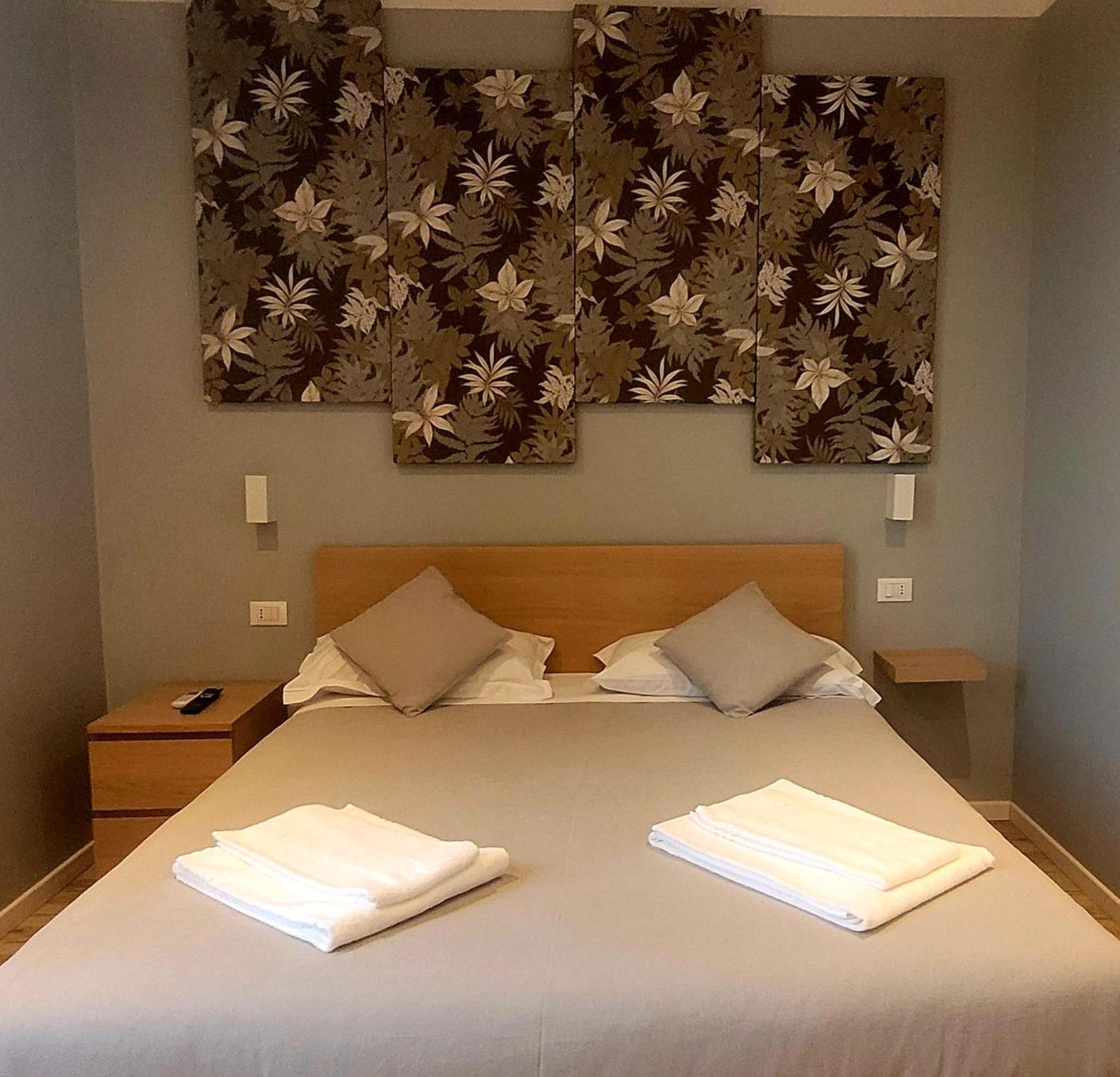 Al Binario Brescia Hotel Ngoại thất bức ảnh